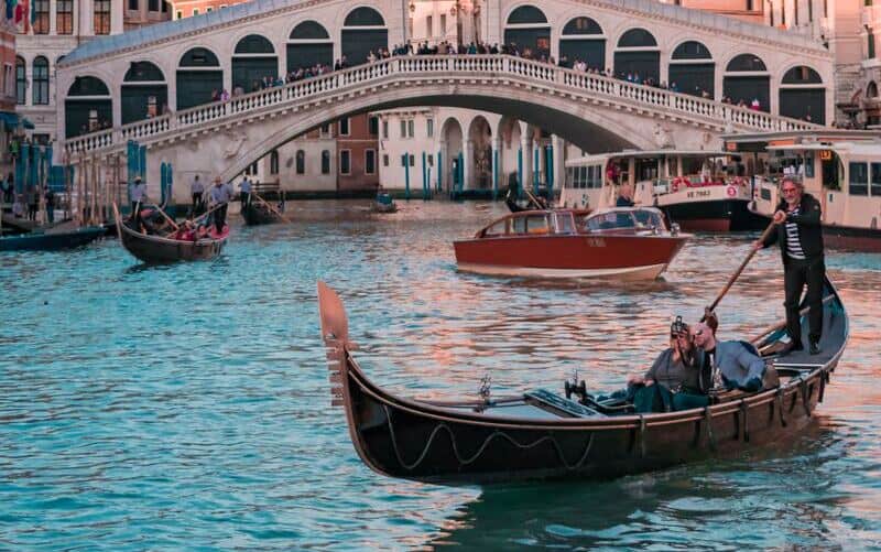 Gondelfahrt auf dem Canal Grande, Venedig